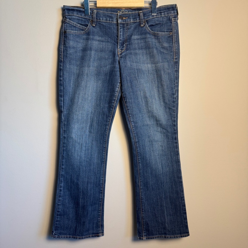 Old Navy The Diva Jeans Bootcut Medium Wash Denim Women's Size 12 Casual Country